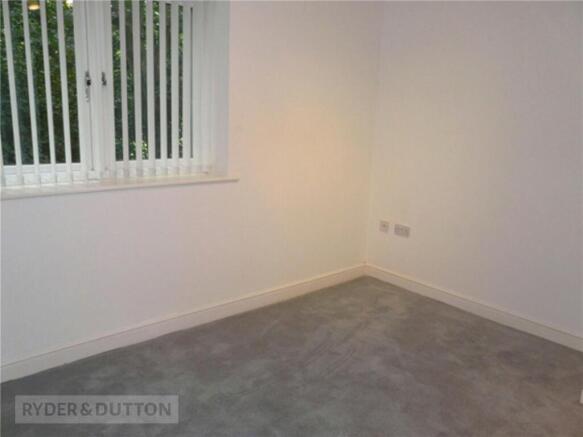 2 bed Apartment for sale Image 7
