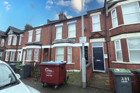 Hitchin Road, Luton
