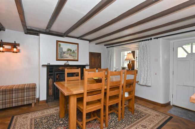 Dining room from lounge.jpg