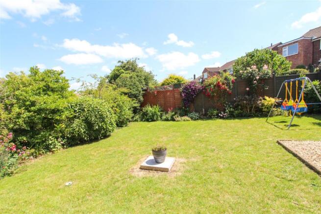 garden 2.jpg