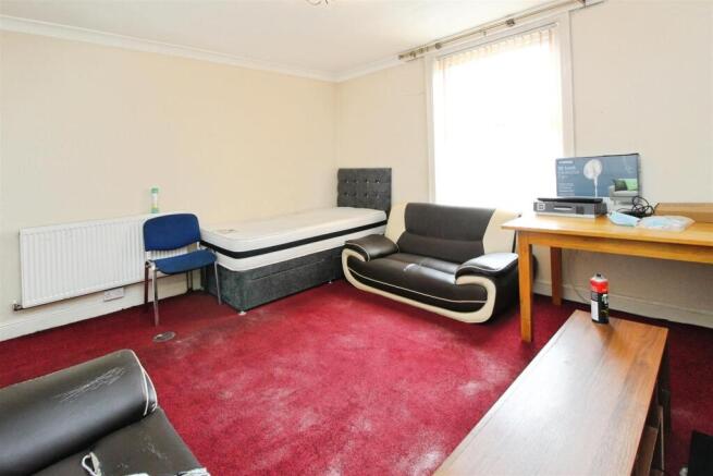 1 bed Terraced for sale Image 7