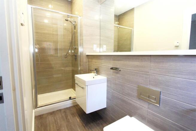 1 bed Flat to rent Image 6