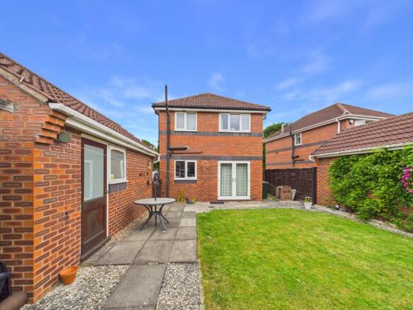3 bed Detached for sale Image 12