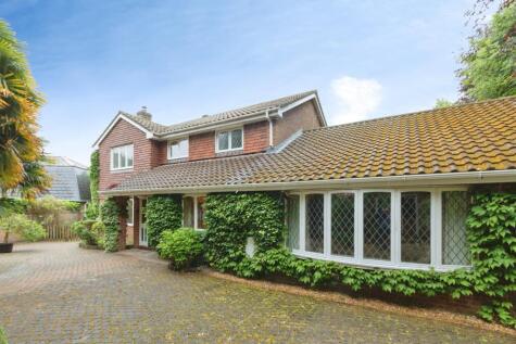 Scotts Corner, The Harrow Way, Basingstoke, Hampshire, RG22