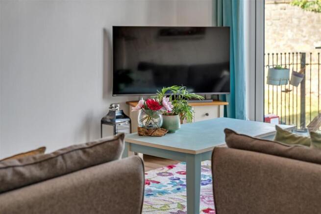 Thornfield House, Brentry TV.jpg