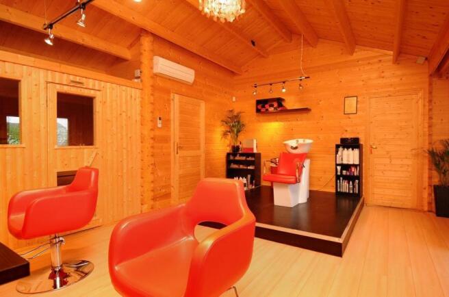 Salon