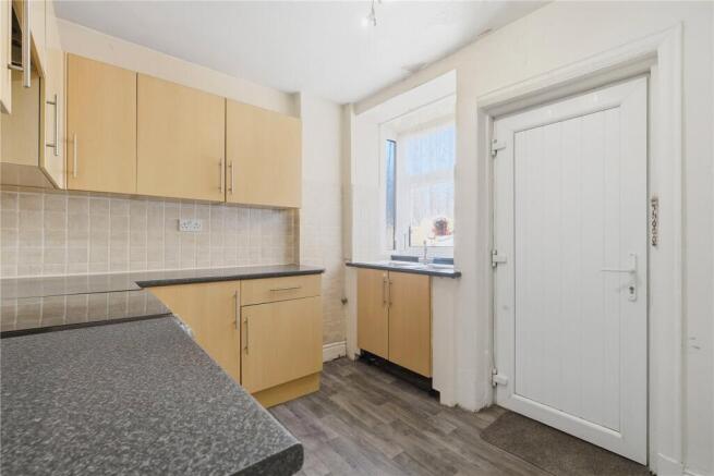 3 bed Terraced for sale Image 8