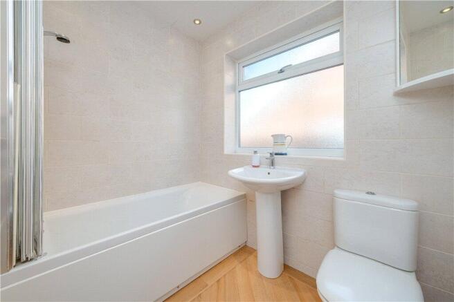 3 bed Bungalow for sale Image 11