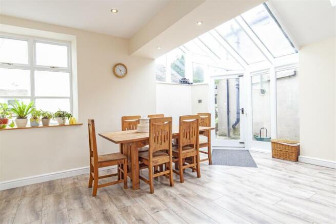 Kitchen-4.jpg