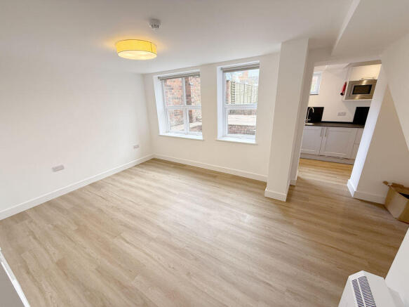 Living Room / Bedroom