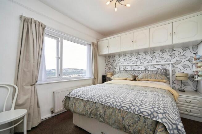 3 bed Semi-Detached for sale Image 8