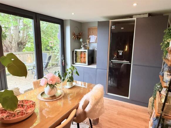 2 bed Cottage for sale Image 8