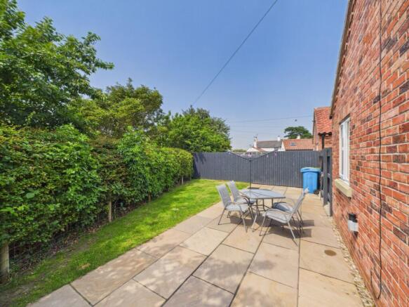 2 bed Detached Bungalow for sale Image 4