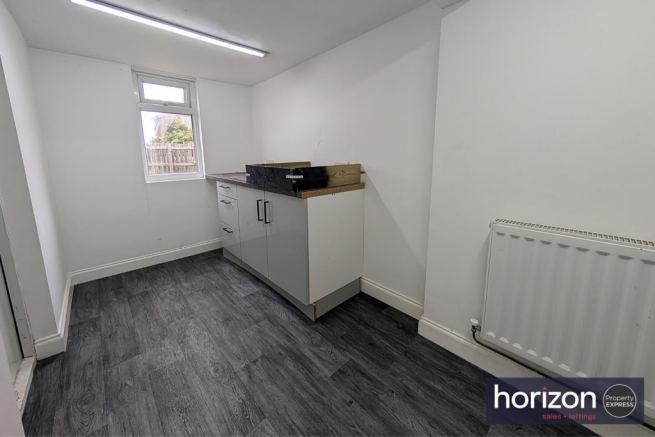 2 bed Semi-Detached for sale Image 5
