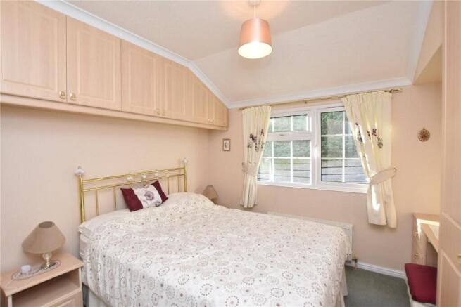 3 bed Bungalow for sale Image 7