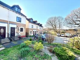 61, King Arthur Drive, Yeovil BA21 3HZ