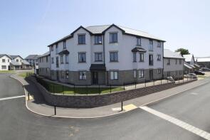 Flat 5, Court Rise, Hoggan Park, Brecon LD3 9SZ