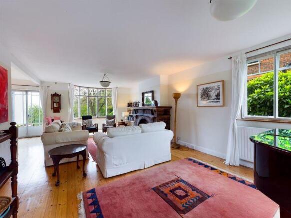 Sitting room towards garden 
