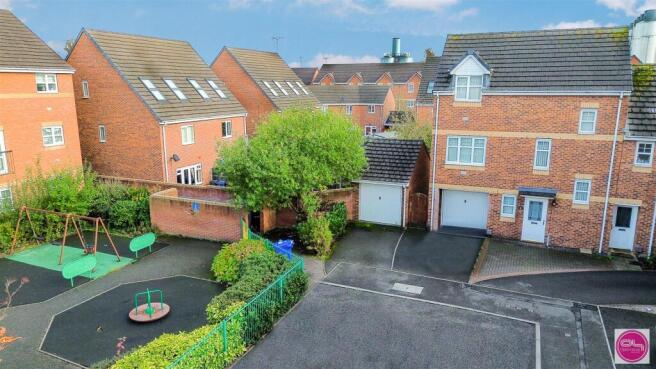 Black Eagle Court, Burton Upon Trent (3).jpg