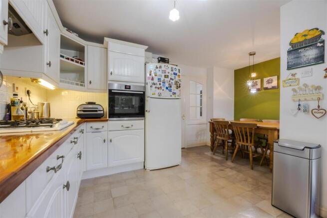 Kitchen diner