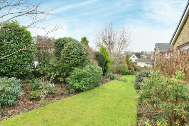 Front Garden (4).jpg