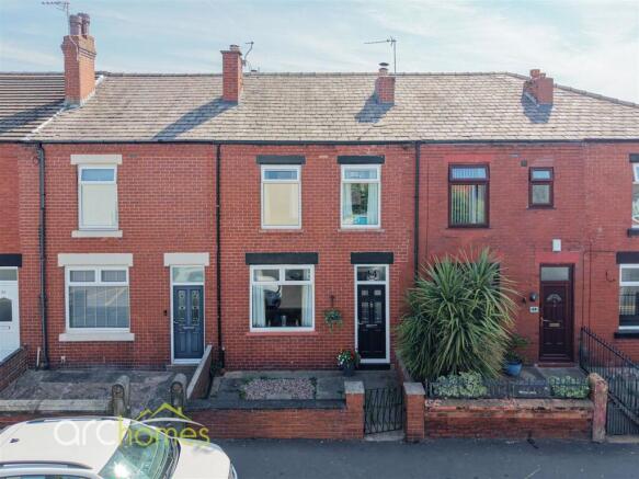 3-bed house on Swan Lane, Hindley Green, WN2, £150,000