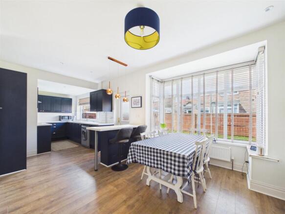 Thorntree Drive, West Monkseaton photo 4