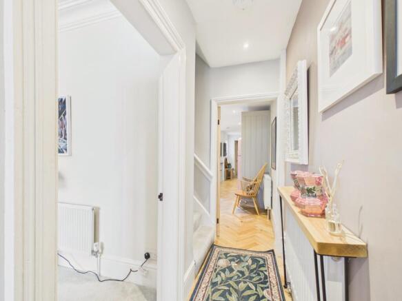 3 bed Terraced for sale Image 5
