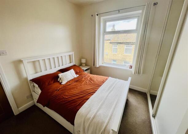 2 bed Terraced for sale Image 11