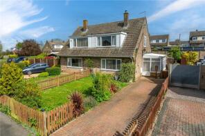 18, Thorold Avenue, Cranwell, Sleaford NG34 8DR