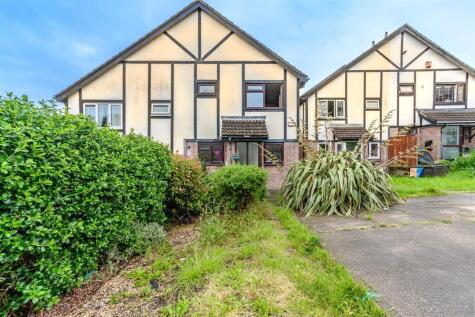 Columbus Close, Barry