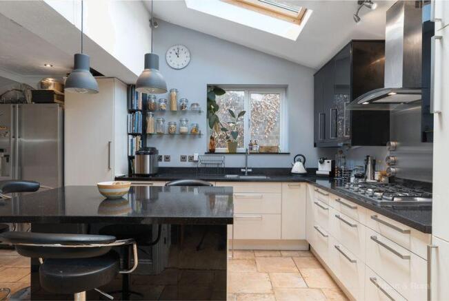 Kitchen 2