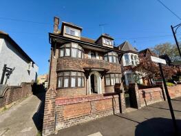 Flat 4, Warrior Court, Warrior Square East, Southend-on-sea SS1 2JJ
