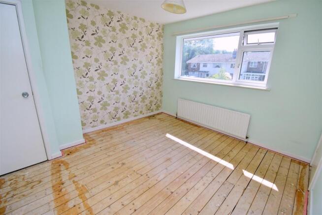 BEDROOM 1.JPG