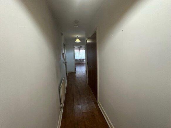 2 bed Flat for sale Image 9