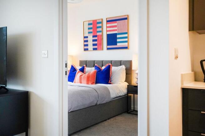 2 bed Flat for sale Image 7