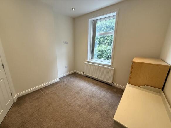2 bed Terraced for sale Image 8