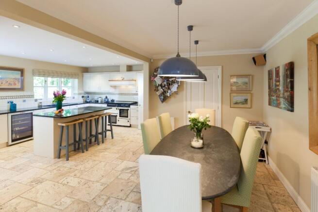 Kitchen/Breakfast