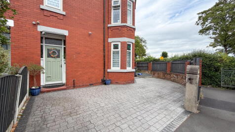 Reddish Vale Road, Stockport, SK5 7EU, Reddish