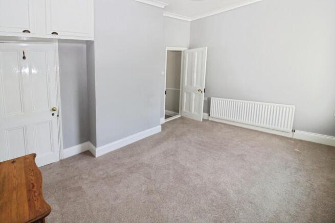 3 bed Terraced for sale Image 12