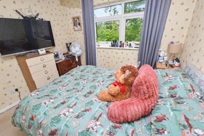 2 bed Terraced for sale Image 7