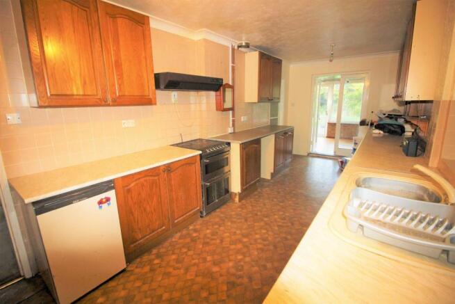 Kitchen: