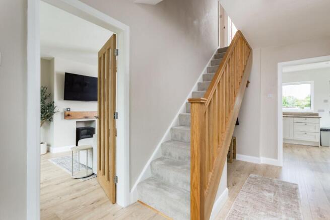 3 bed Semi-Detached for sale Image 10