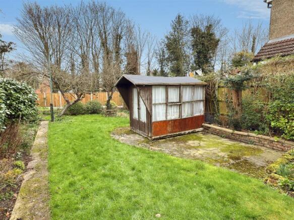 Stradbroke Road (4).jpg