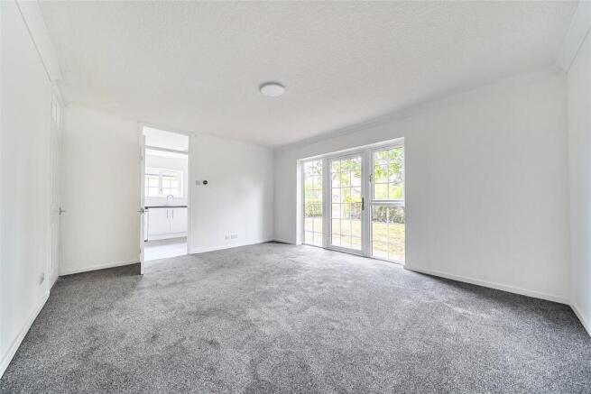 Sitting/Dining Room
