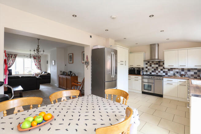 Kitchen / Diner