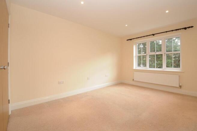 bedroom.jpg