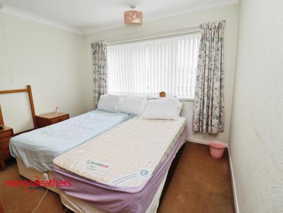 4 bed Semi-Detached for sale Image 12