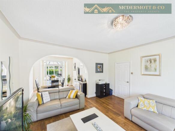 3 bed Semi-Detached for sale Image 10