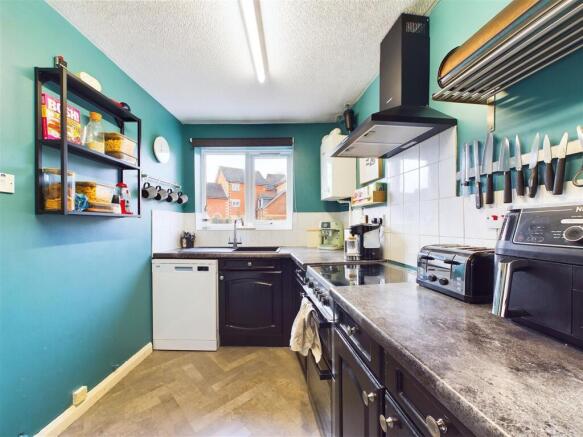 Photo 8